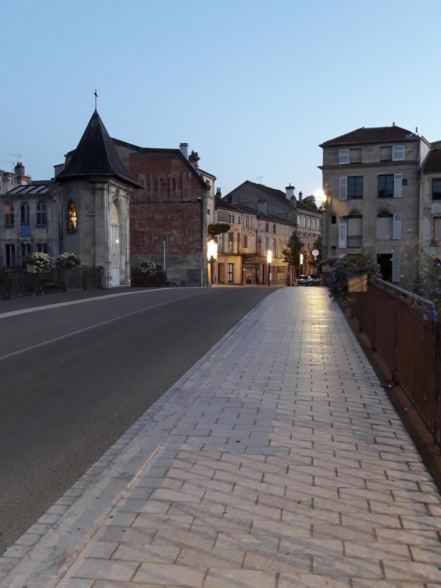 Le Numero 5 Bar-le-Duc Dış mekan fotoğraf